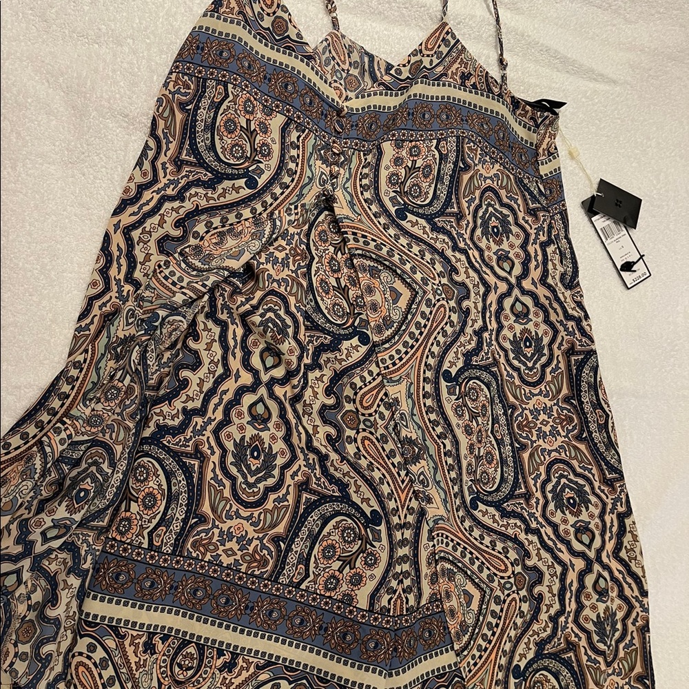BCBG romper never worn beautiful summer romper